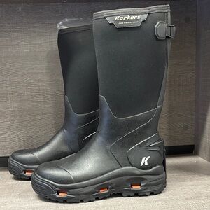 Men's Korkers Neo Storm Rubber Boots w/Ninety Degree Heel Sole (Black) - Size 11